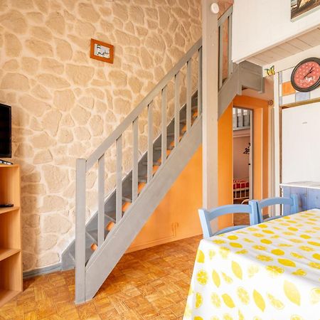 Maison Fleurynes Fleury  Εξωτερικό φωτογραφία