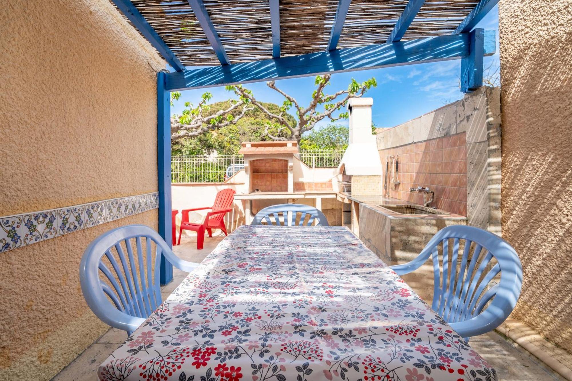 Maison Fleurynes Fleury  Εξωτερικό φωτογραφία